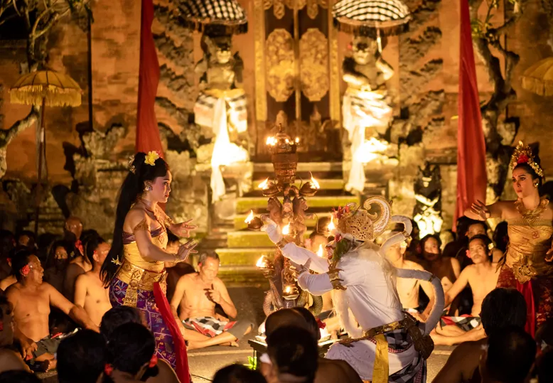 Kecak Fire Dance Show at Puri Peliatan Ubud - Image 3